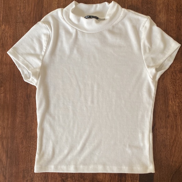 Shein crop tops: small bundle of 3 - Picture 4 of 4